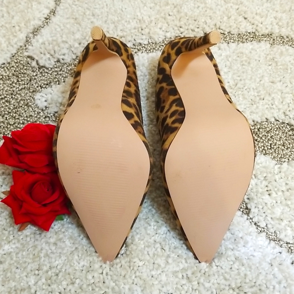 Lala Ikai leopard print heels sz. 6.5 - Picture 6 of 6